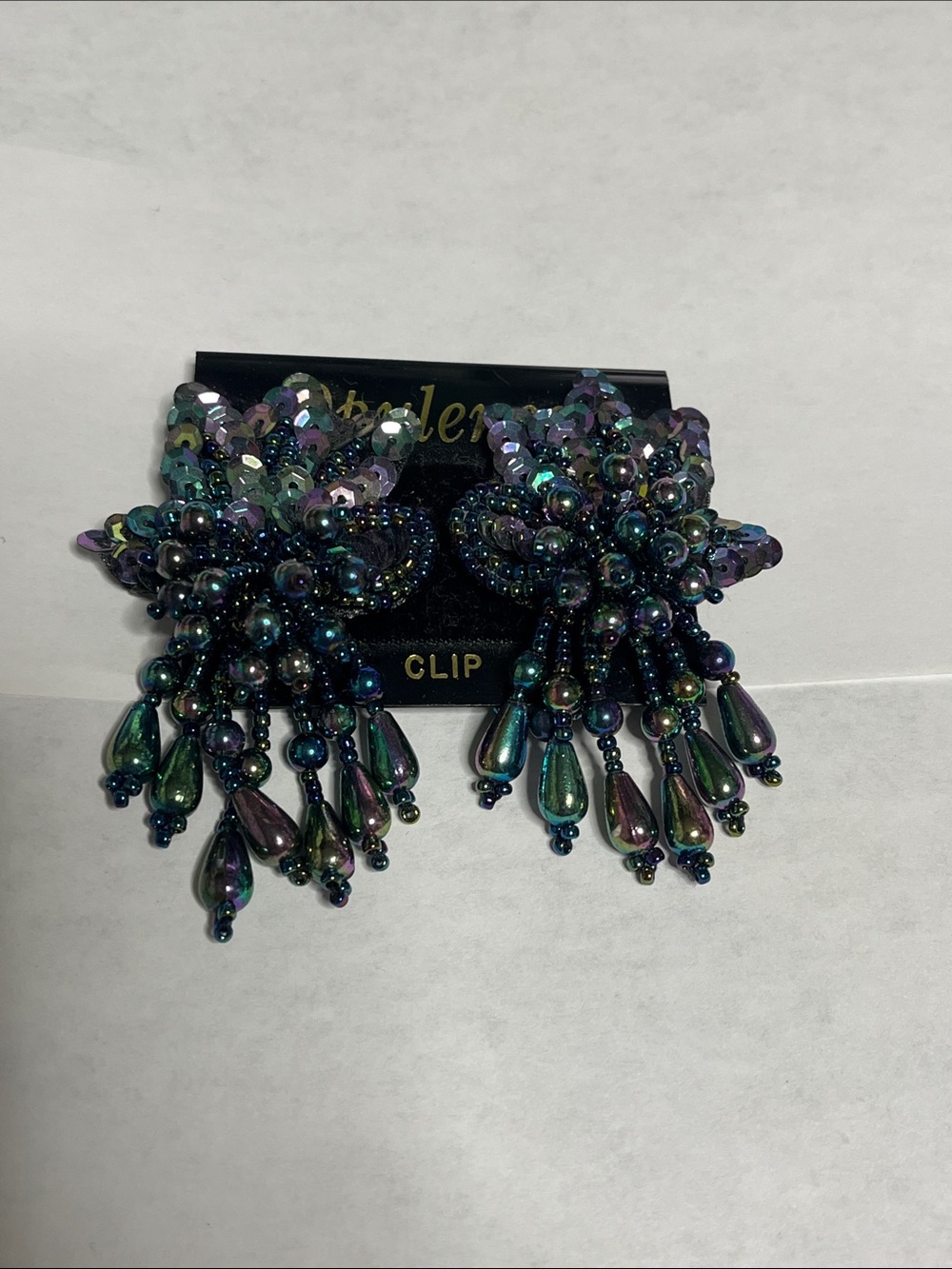 VTG Iridescent Dangle Beaded w/Sequins Clip-On Earrings  lightweight 1.75”x3”